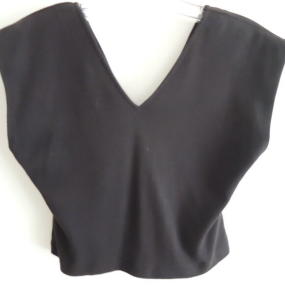 Ladies Crop Top Size L White Button Front Cap Sleeve Top - COLORS BY BROOKS EUC - Picture 2 of 4